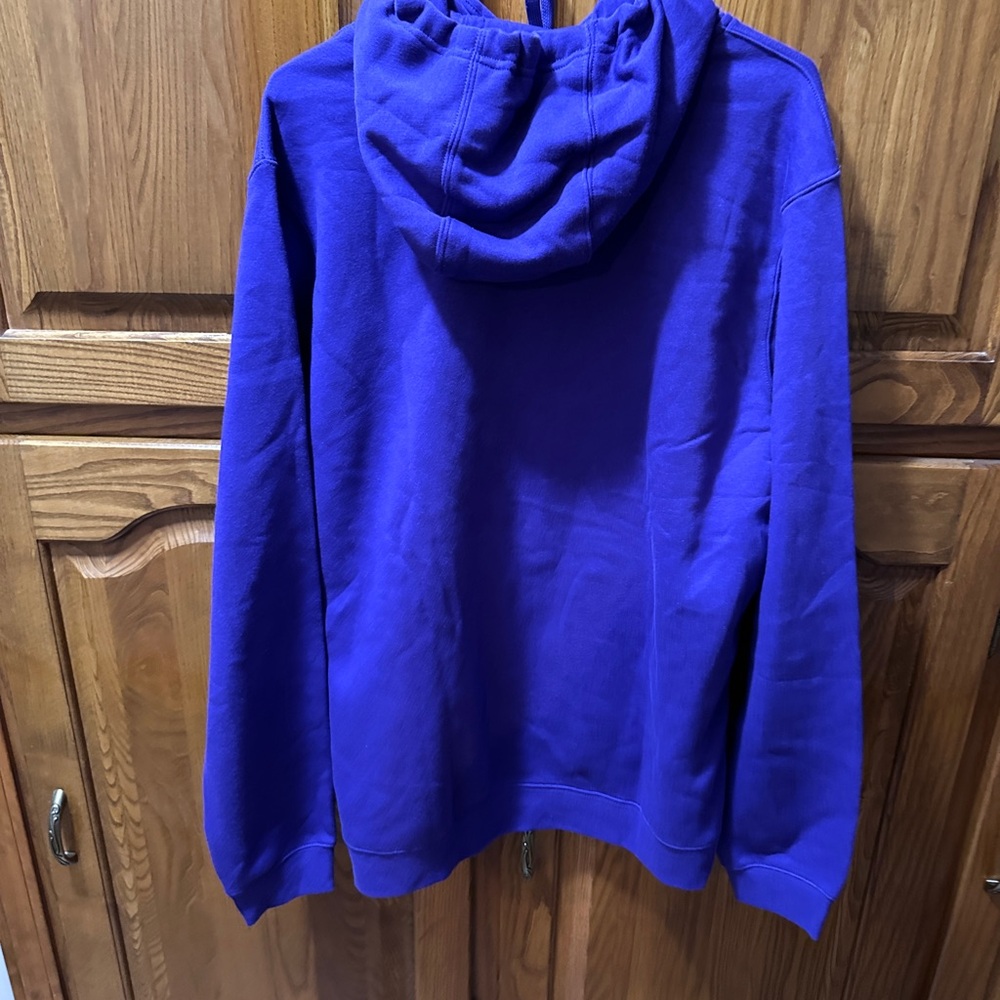 Nike Purple Sweatshirt with Unique Graphic Mens Size L. NEW - Picture 4 of 8
